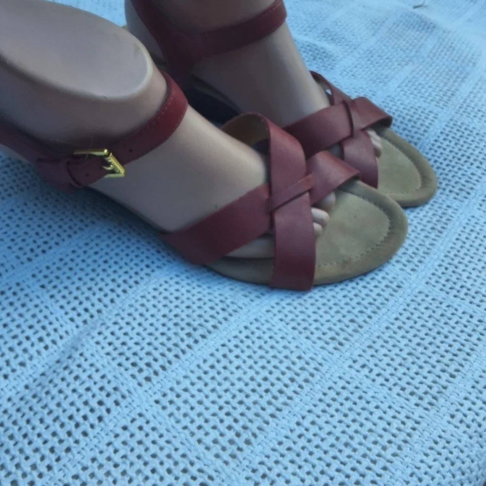 Lauren Ralph Lauren Criss Cross Leeather Wedge Sandals 10